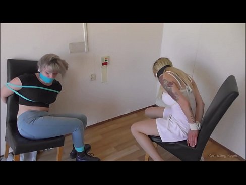 ❤️ Giyohvand / bog'langan va gagged / qayg'u ichida qiz ❤️ Sluts uz.teatroporno.ru ❌
