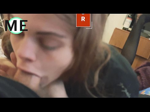 ❤️ Bo'g'iz bo'shlig'i, yirtilgan külotlu çoraplar va yirtilgan poshnalar bilan tanishish yoqimli ❤️ Sluts uz.teatroporno.ru ❌